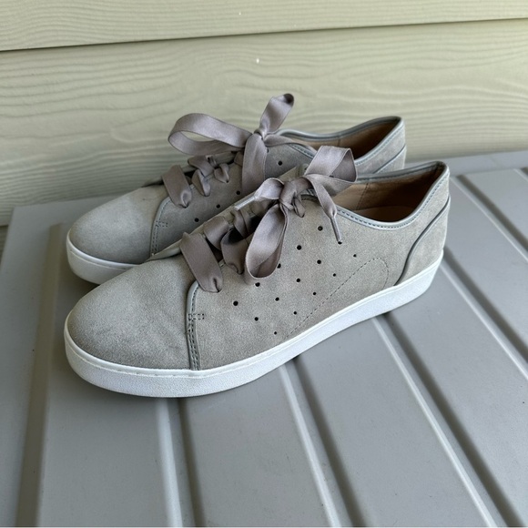 Vionic Keke Suede Upper Casual Supportive Sneakers Gray Size 8.5 Women’s - Picture 3 of 10